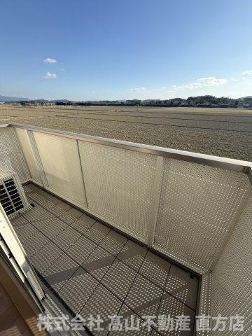 宮若市本城のアパートのバルコニー