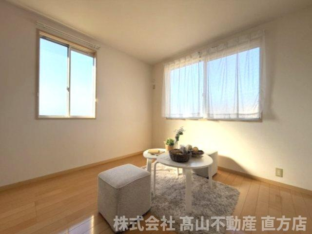 宮若市本城のアパートの洋室