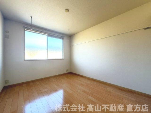 宮若市本城のアパートの寝室