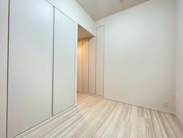 【寝室】