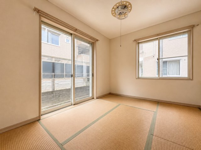 海老名市社家二丁目の和室