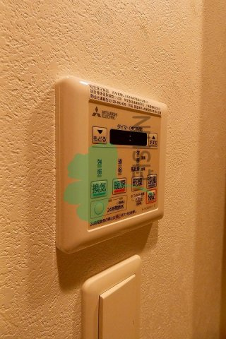 エンクレスト呉服町の浴室