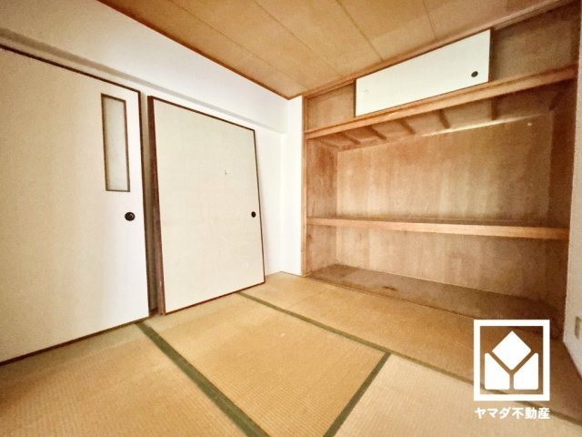 シーアイマンション高座の和室|約4.5帖の和室です。子どもの遊び場、お昼寝スペース、家族のくつろぎ空間にも。和室があると、暮らしの幅がぐんと広がる。