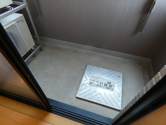 【バルコニー】ＣＩＴＹ　ＳＰＩＲＥ　半蔵門  