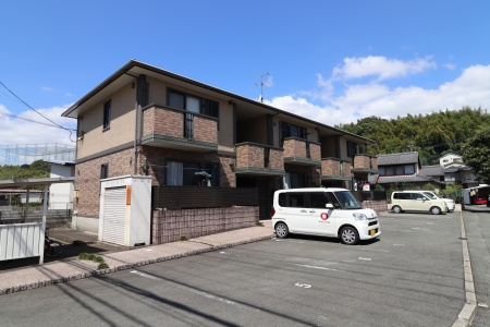 熊本市北区龍田町弓削のアパートの外観