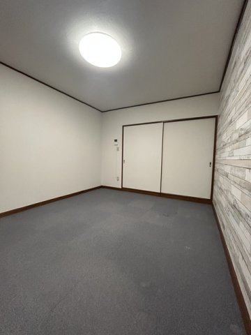 クリエール本山の寝室