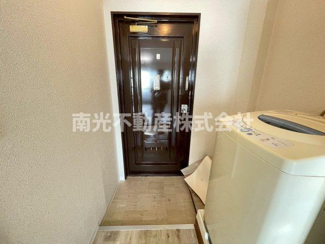 第2原田ハイツの玄関