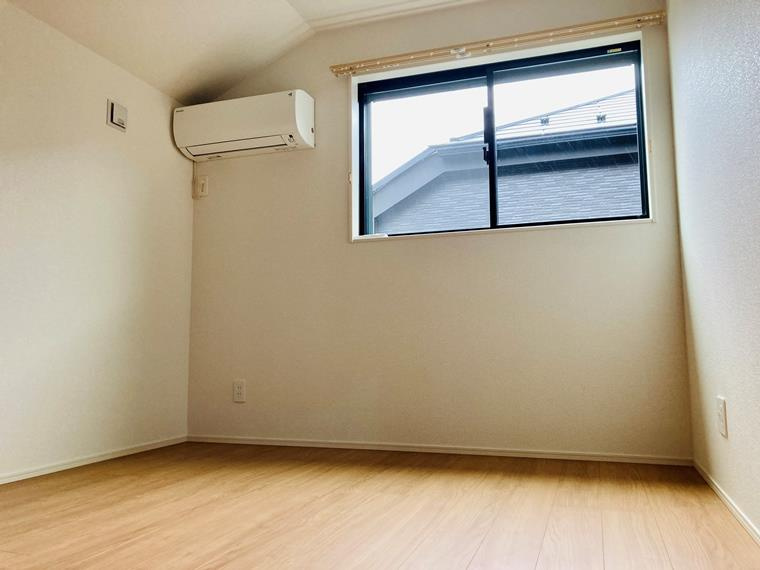 中里戸建のその他