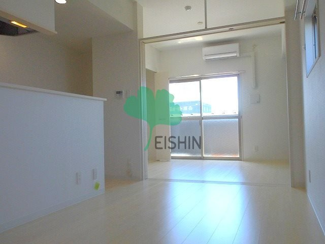 アストラル東比恵の居間・リビング