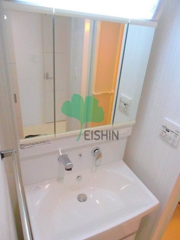 アストラル東比恵の洗面所|シンプルで使いやすい洗面台です！
