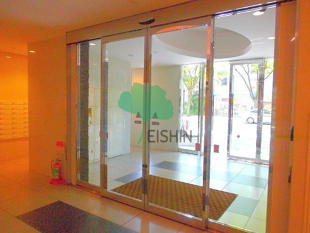 エンクレスト博多Rey(エンクレスト博多レイ)のエントランス
