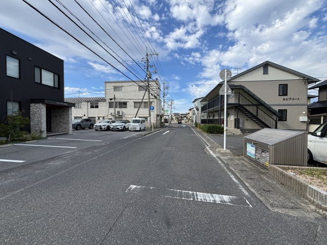 セピアコートの周辺