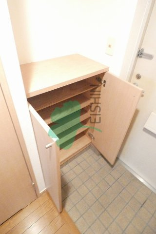 ジェイド博多の玄関|下駄箱もしっかりついてます！