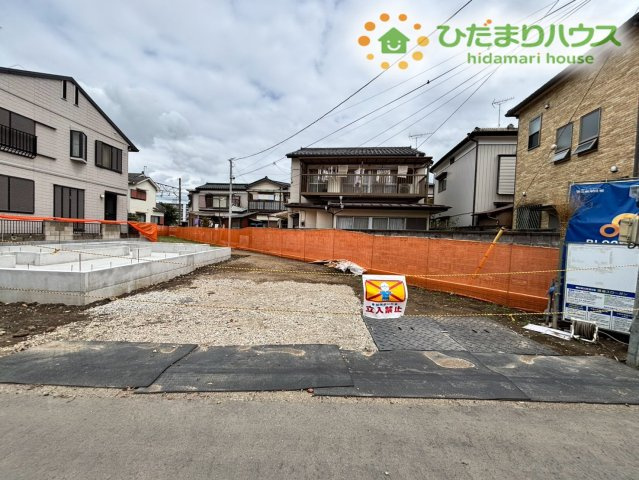 鴻巣市箕田　新築一戸建て　ブルーミングガーデン01の駐車場