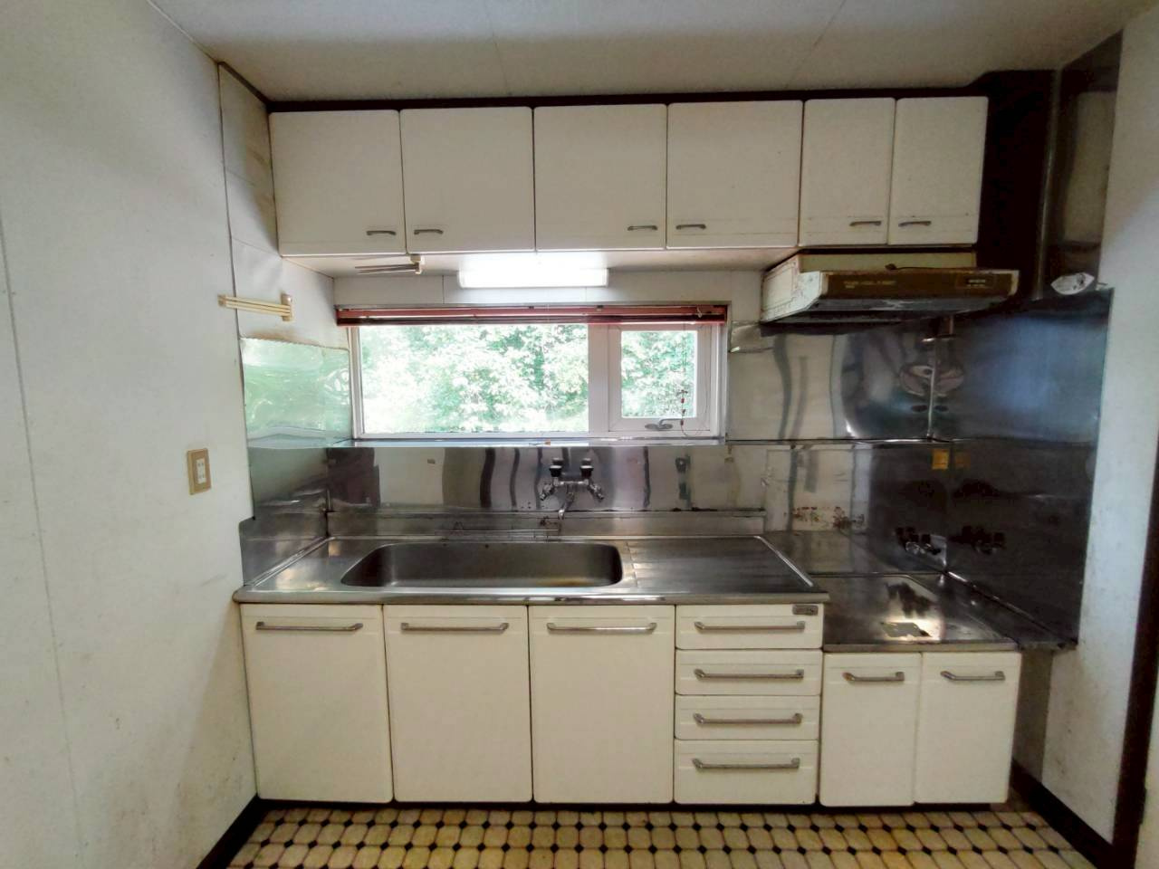 【田舎暮らしに！】遠矢1丁目中古住宅のキッチン