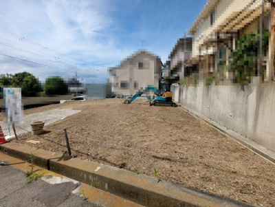 【外観】 | 伯太町３丁目　売土地　全２区画 | 前面道路約７．６ｍ！広々運転の苦手な方も安心ですね！