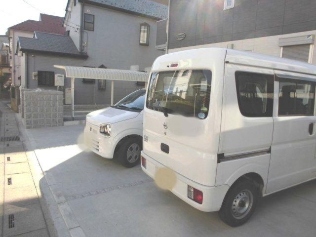 プリムヴェール　弐十参番館の駐車場|駐車場です。