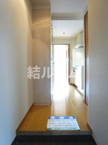 板橋区東新町１丁目の賃貸マンションの玄関