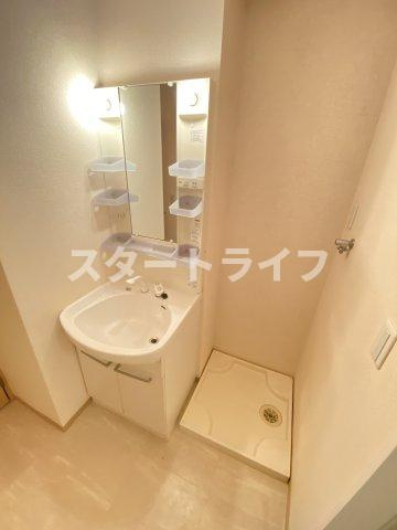 大阪市東淀川区柴島２丁目のアパートの洗面所