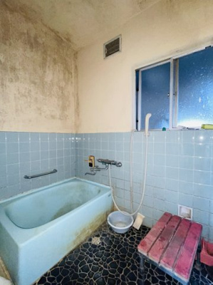 【浴室】 | たつの市御津町岩見/農地付き中古戸建 | お風呂で日々の疲れを落としましょう