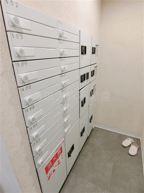 蒲田駅近築浅マンションのその他共用部分|宅配BOX　メールBOX