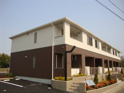 【エントランス】 | ベルビュー田園 | 外観写真（昼）