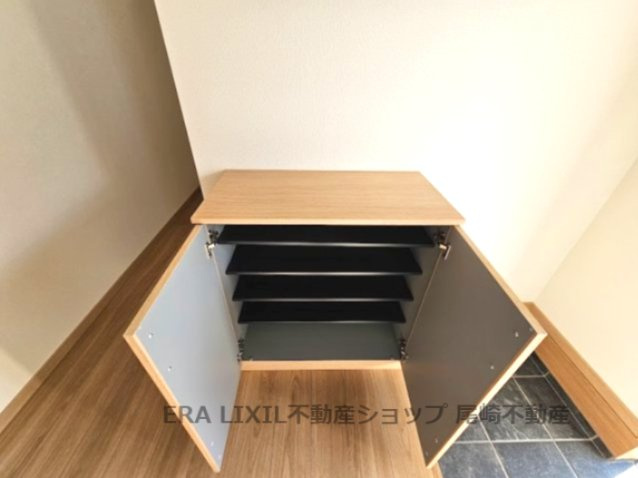 蓮田市貝塚テラスハウスの収納|シューズボックス