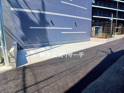  | S-RESIDENCE横浜子安abreast