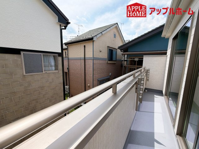さいたま市北区本郷町1065番のバルコニー