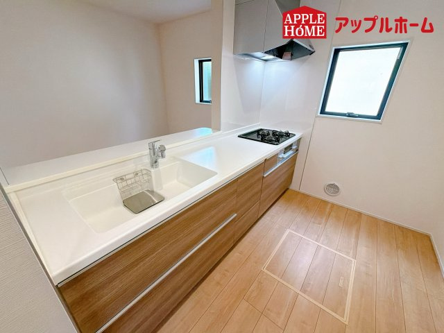 北区日進町1丁目のキッチン|見栄えもよくお手入れもスムーズに出来ます。豊富な収納力もございますので、キッチンスペースをスッキリとお使い頂けそうです。