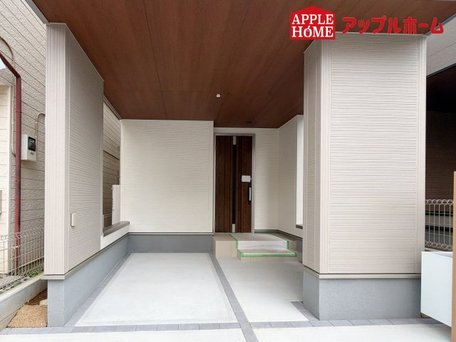 さいたま市南区太田窪の玄関|ぜひ現地にて、実際の建物・街並み・日当たり等ご確認下さい♪お問い合わせはお気軽に☆　TEL「0120-466263」