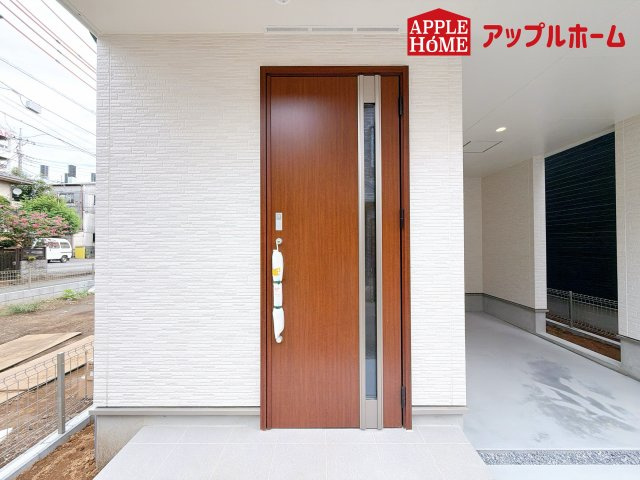 さいたま市北区大成町4丁目　全3棟の玄関|ぜひ現地にて、実際の建物・街並み・日当たり等ご確認下さい♪お問い合わせはお気軽に☆　TEL「0120-466263」