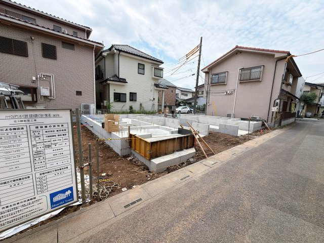 さいたま市北区大成町4丁目　全3棟の前面道路含む現地写真