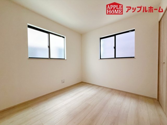 さいたま市北区大成町4丁目　全3棟の洋室|5.25帖の広々サービスルーム！