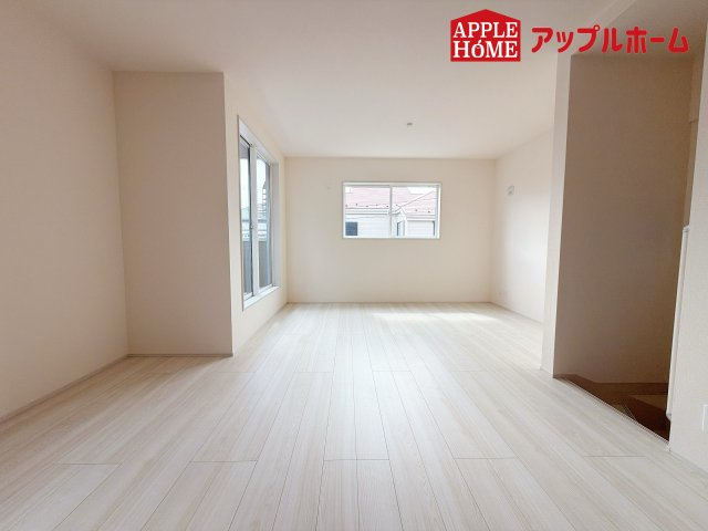 さいたま市北区宮原町第3の居間・リビング|１日の長い時間を過ごす大切なリビングだから、広さ日当たりとことんこだわりましょう♪ぜひこの空間を実際にご体感ください！