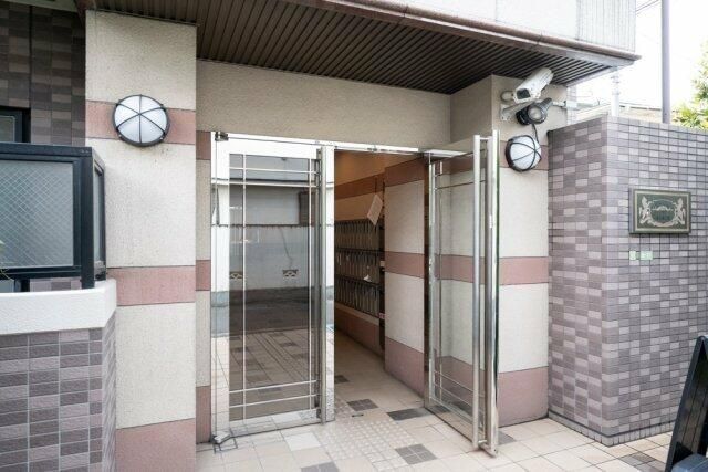 エクセリア文京池之端のエントランス