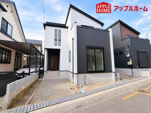 [新築住宅] さいたま市北区奈良町 11期 全2棟の外観|資料請求、お電話でのお問合せ、いつでも丁寧に対応させていただきます！不動産業界のプロフェッショナルが集う弊社にぜひ一度ご相談ください！
