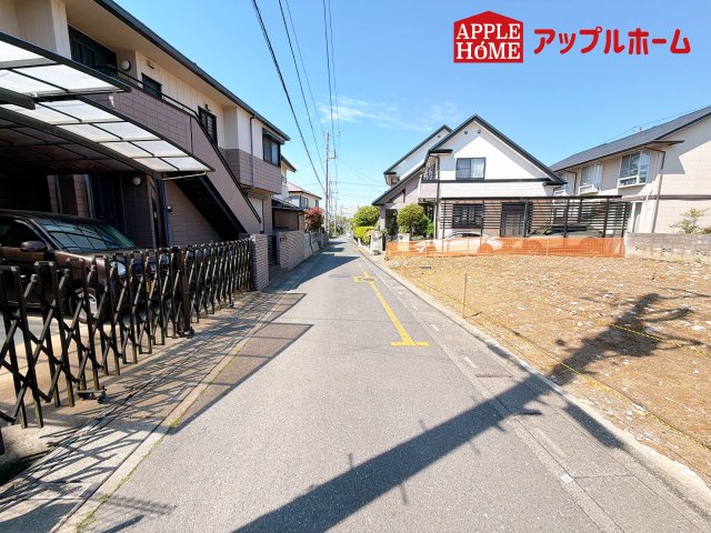 [新築住宅] さいたま市北区奈良町 11期 全2棟の前面道路含む現地写真