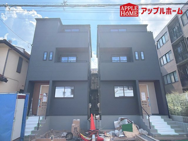 [新築住宅] さいたま市北区植竹町1丁目 全2棟の外観|資料請求、お電話でのお問合せ、いつでも丁寧に対応させていただきます！不動産業界のプロフェッショナルが集う弊社にぜひ一度ご相談ください！