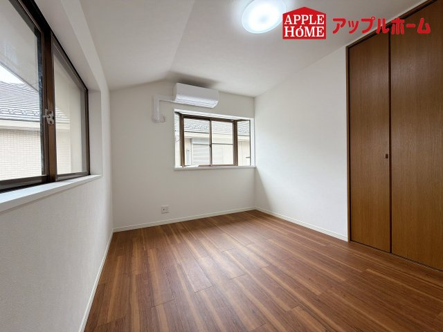 [中古住宅] 上尾市中妻5丁目の洋室|２階居室は全室収納あり！たっぷりある収納活用でお部屋もキレイを保てます♪