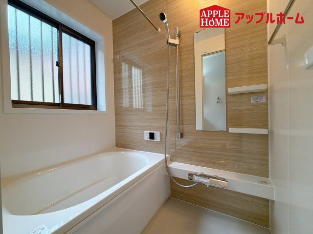 [中古住宅] 上尾市中妻5丁目の浴室|新品にリフォーム済み