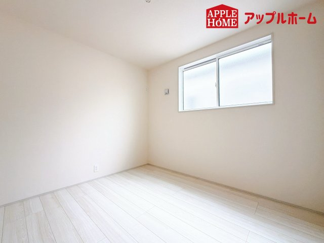 [新築住宅] さいたま市南区白幡6丁目 全3棟の洋室|居室は全室収納あり！たっぷりある収納活用でお部屋もキレイを保てます♪