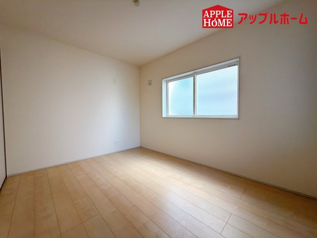 [新築住宅] さいたま市浦和区領家5丁目 全3棟の洋室|居室は全室収納あり！たっぷりある収納活用でお部屋もキレイを保てます♪