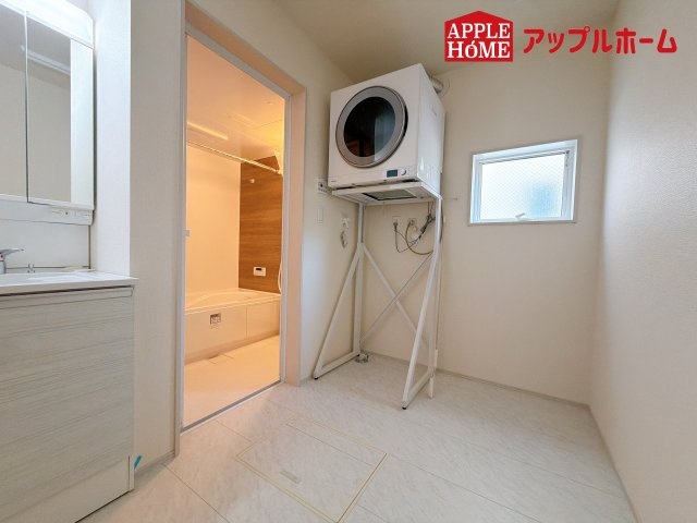 [新築住宅] さいたま市浦和区領家5丁目 全3棟のランドリースペース|乾太くん付いてます