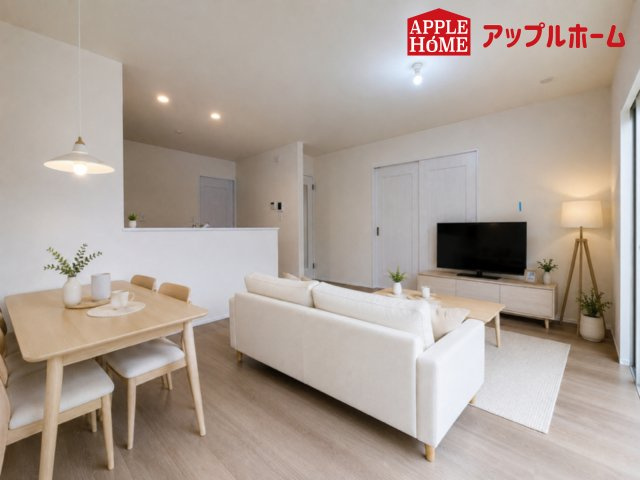 [新築住宅] さいたま市見沼区東大宮 全3棟の居間・リビング|大空間リビングは毎日家族が笑顔で生活する空間であるリビング。