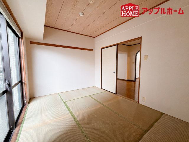 [中古住宅] クリオ上尾壱番館の和室|心落ち着く和室で、くつろぎのひとときを過ごせます。