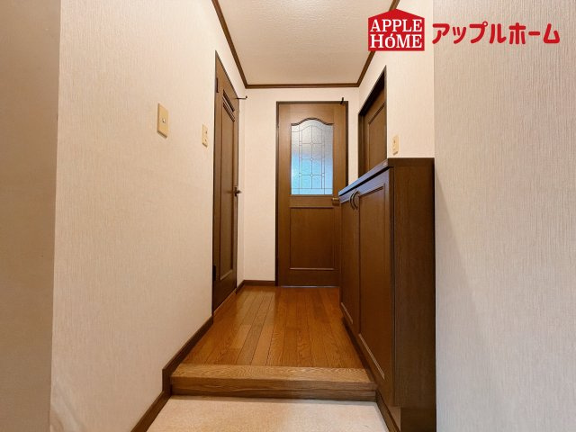 [中古住宅] クリオ上尾壱番館の玄関|ぜひ現地にて、実際の建物・街並み・日当たり等ご確認下さい♪お問い合わせはお気軽に☆　TEL「0120-466263」