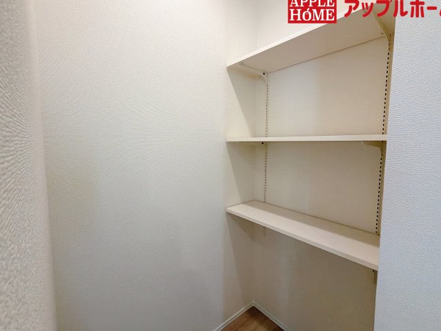 [新築住宅] さいたま市中央区鈴谷7丁目 全6棟の収納|便利なパントリー付き！