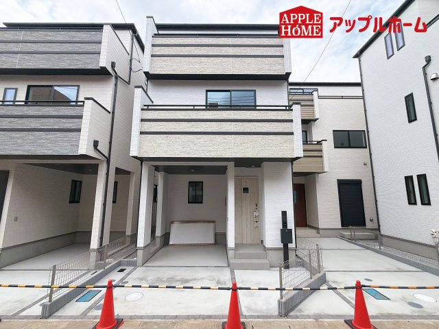[新築住宅] さいたま市中央区鈴谷7丁目 全6棟の外観|☆内覧可能☆アップルホームでは物件のメリットデメリットお客様の立場にたちお伝えさせていただきます！いつでもお気軽にお問合せOKです！TEL「0120-466263」