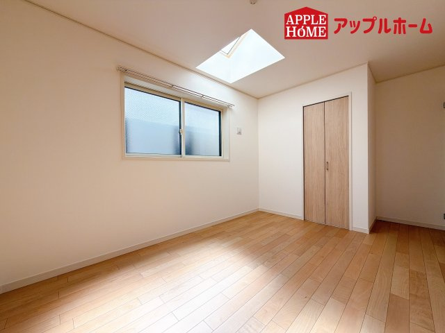 [新築住宅] さいたま市浦和区大東2丁目 全3棟の洋室|２階居室は全室収納あり！たっぷりある収納活用でお部屋もキレイを保てます♪